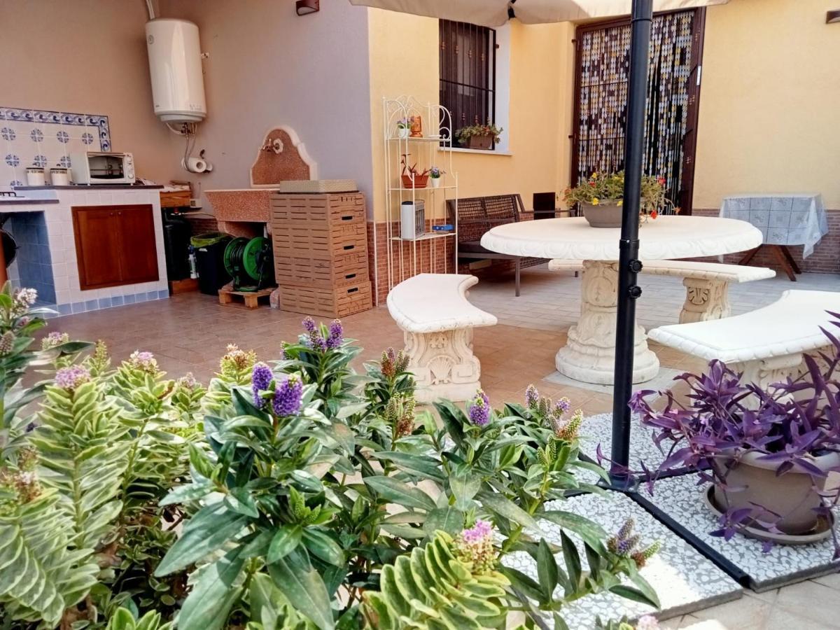 Villa Marchele คารินิ ภายนอก รูปภาพ
